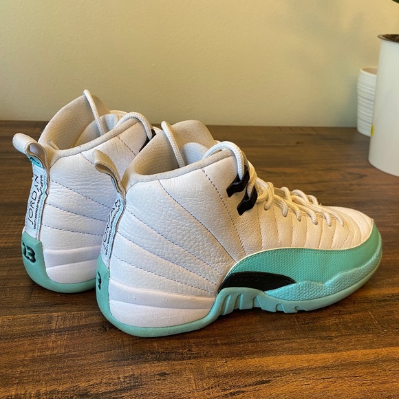 Jordan 12 Retro light aqua (GS) Size 6